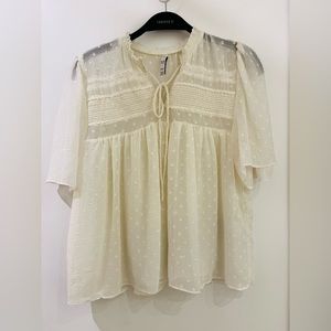 Off white blouse size XS